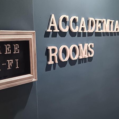 Accademia Rooms Livourne Extérieur photo